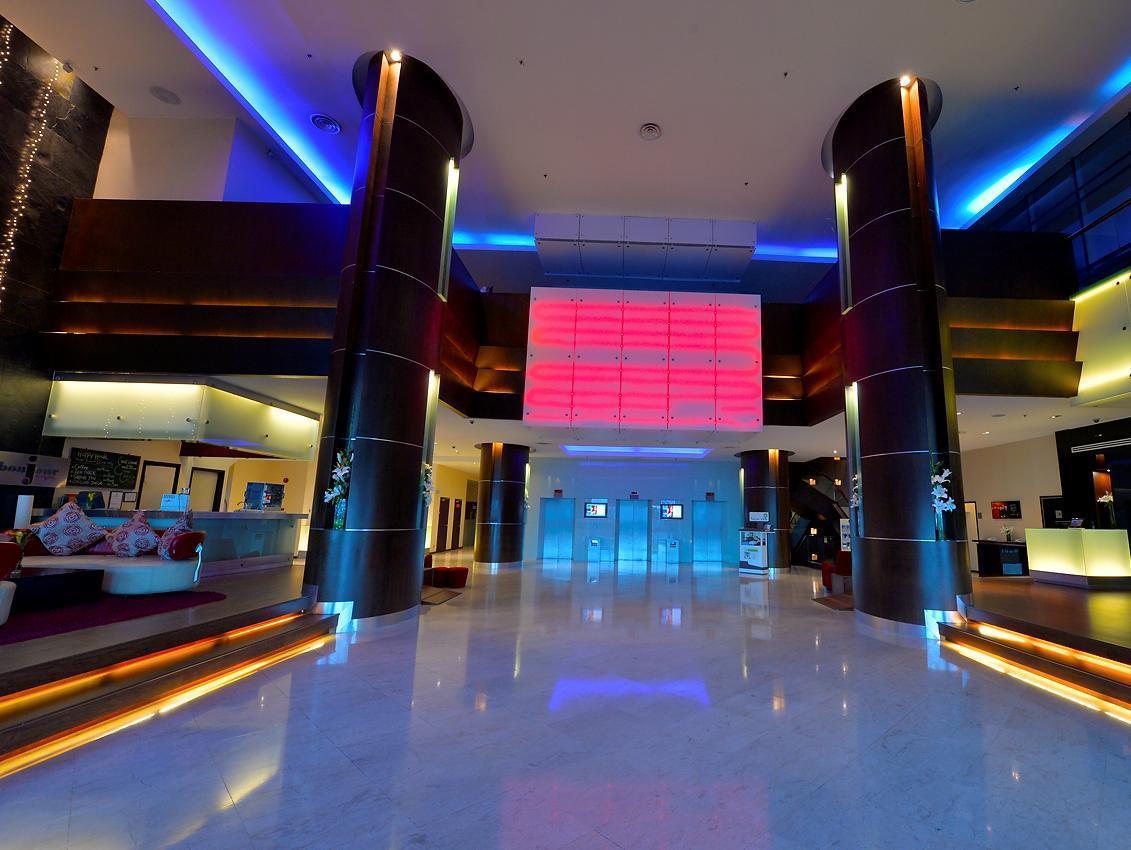 The Klagan Regency 1Borneo Hotel Kota Kinabalu Exterior photo
